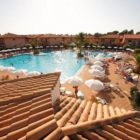 Station touristique Th Porto Ada Village 4*
